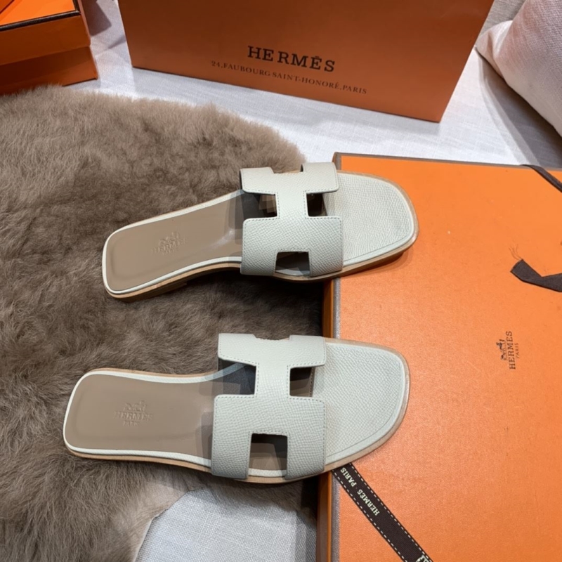 Hermes Slippers